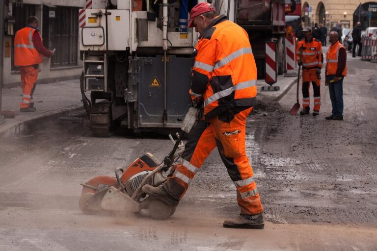 Home Werkkleding winkel met breed assortiment bedrijfskleding voor verschillende sectoren en functies